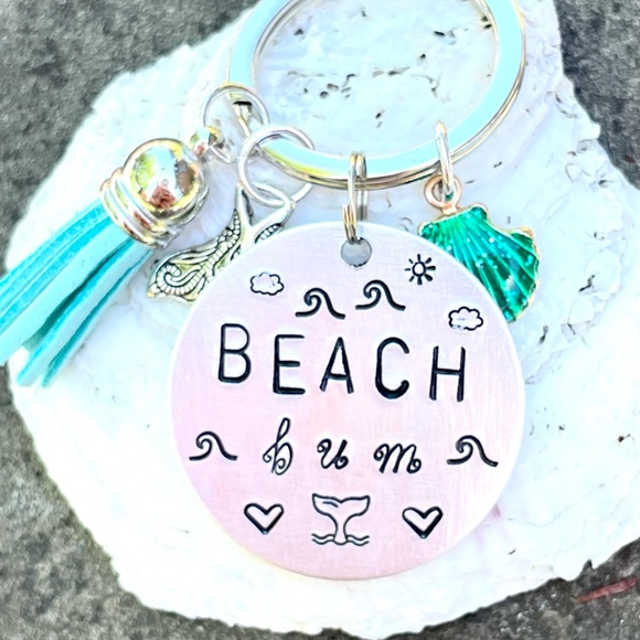 Beach Bum - Mermaid Keychain -Mermaid Gifts - Beach Keychain - Beach Gifts - Picture 3 of 3